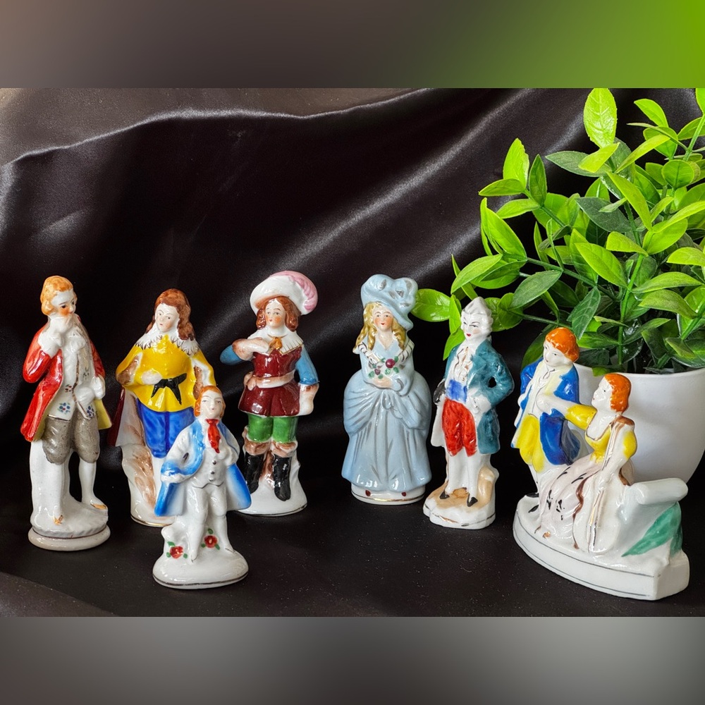 Vintage Porcelain Colorful Victorian Figurine Set made in Occupied Japan